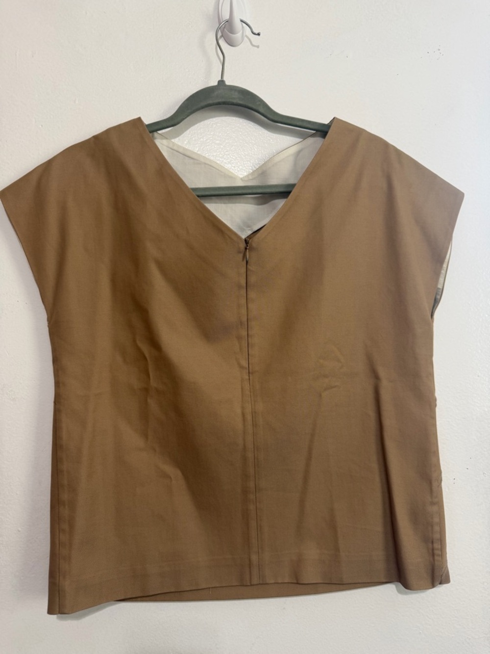 WHO'S THAT Architectural Origami Pleated Top Size Small Camel Tan Avant Garde - Picture 2 of 6